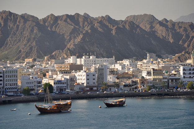 Best Oman Travel Guide Book – Things To Know Before You Go